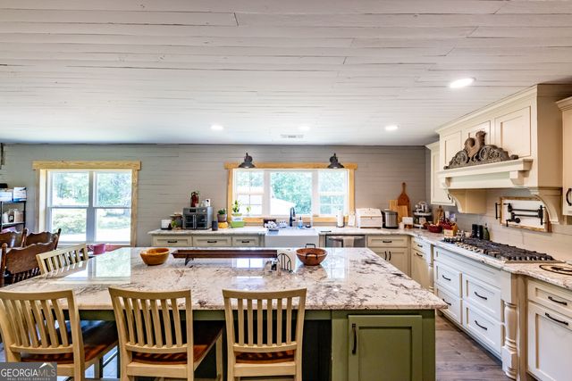 655 White Road, Thomaston, GA 30286