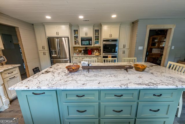655 White Road, Thomaston, GA 30286