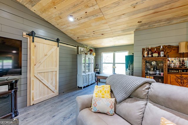 655 White Road, Thomaston, GA 30286