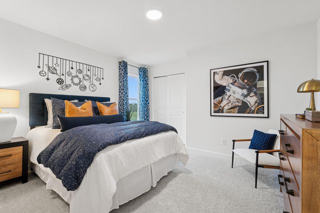 18340 Gladhurst Lane, Lakeville, MN 55068