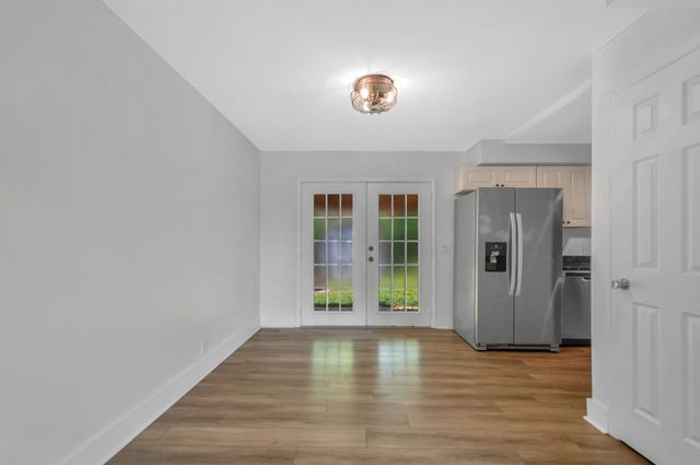 738 McPherson Dr, Nashville, TN 37221