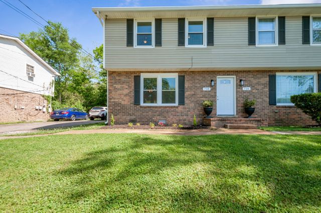 738 McPherson Dr, Nashville, TN 37221