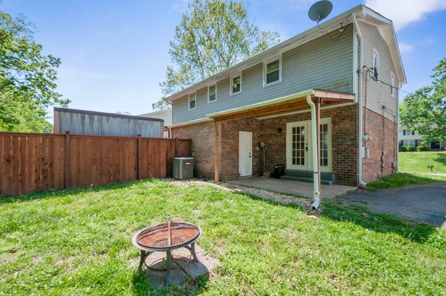 738 McPherson Dr, Nashville, TN 37221