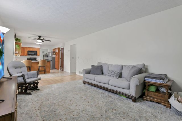 494 Timbercreek Road, Reynoldsburg, OH 43068