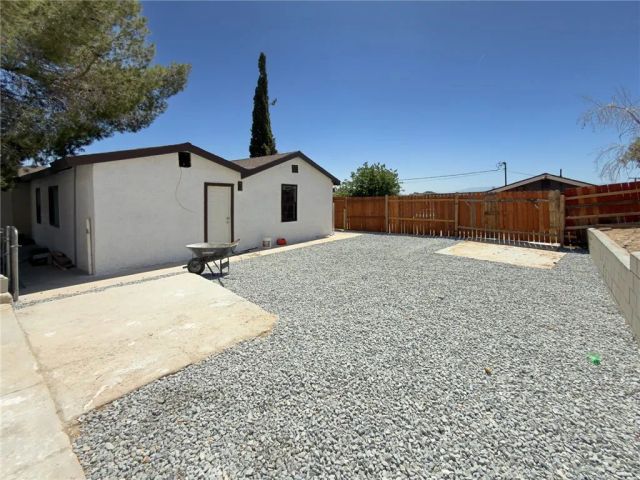 16665 A Street, Victorville, CA 92395