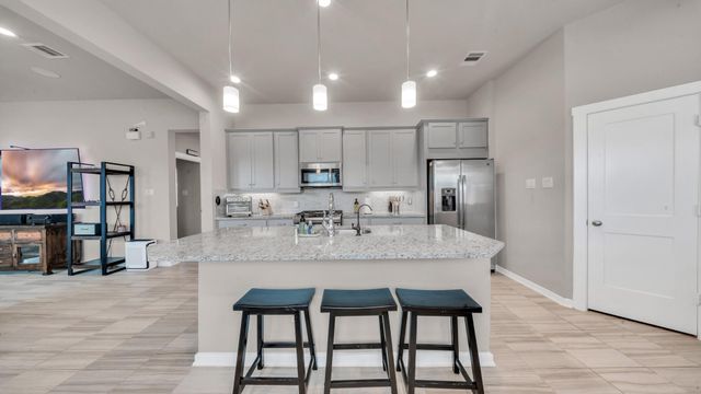 6123 Dovetail Cliff Court, Katy, TX 77493