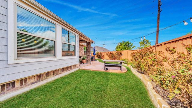 6123 Dovetail Cliff Court, Katy, TX 77493