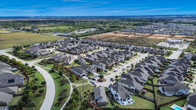 6123 Dovetail Cliff Court, Katy, TX 77493