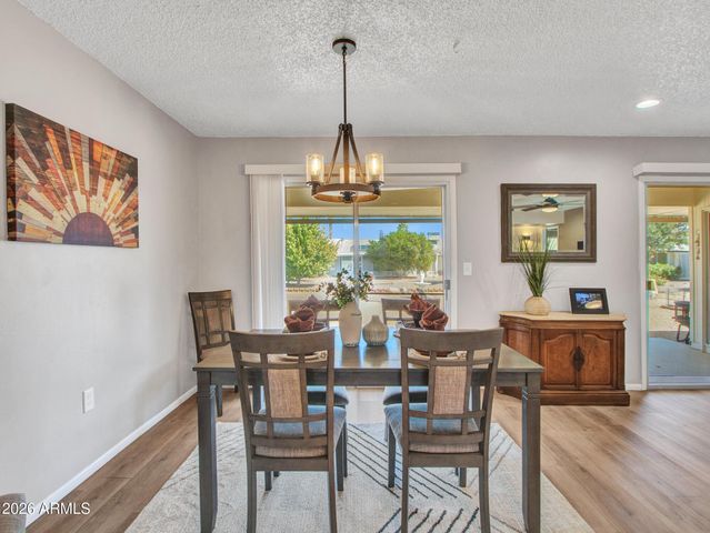 10925 W ROUNDELAY Circle, Sun City, AZ 85351