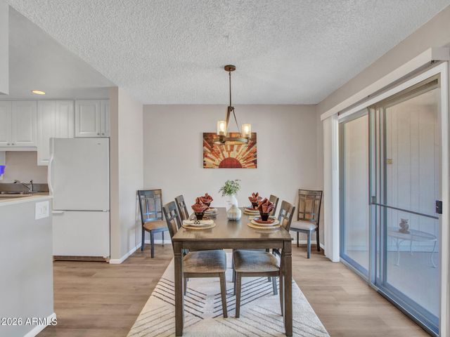 10925 W ROUNDELAY Circle, Sun City, AZ 85351