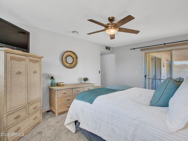 10925 W ROUNDELAY Circle, Sun City, AZ 85351