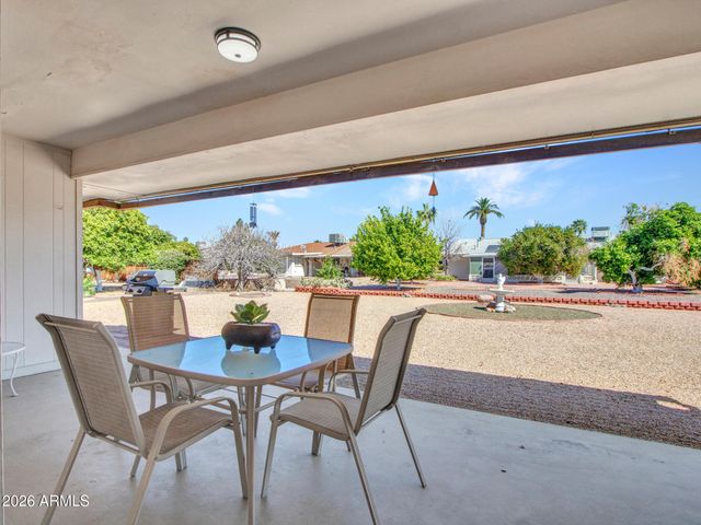 10925 W ROUNDELAY Circle, Sun City, AZ 85351