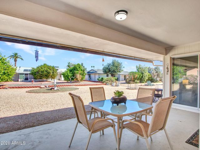 10925 W ROUNDELAY Circle, Sun City, AZ 85351