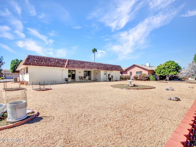 10925 W ROUNDELAY Circle, Sun City, AZ 85351