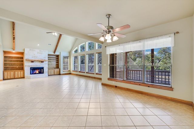 404 W View DR, Wimberley, TX 78676