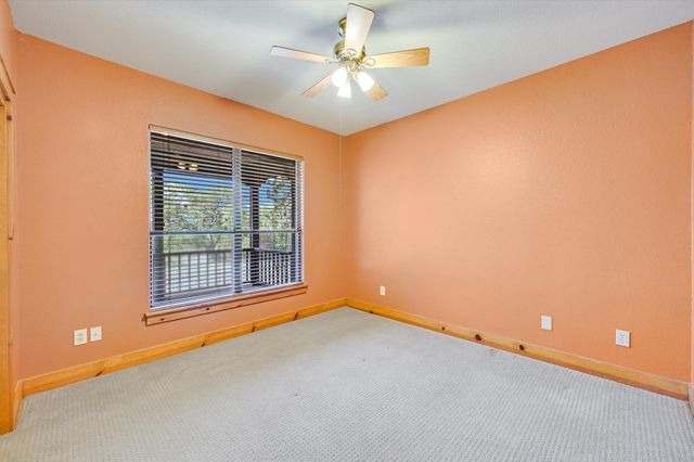 404 W View DR, Wimberley, TX 78676