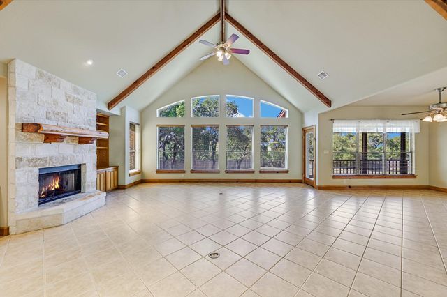 404 W View DR, Wimberley, TX 78676