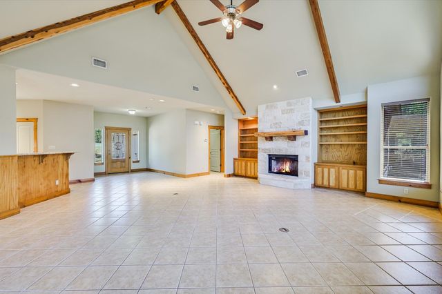 404 W View DR, Wimberley, TX 78676