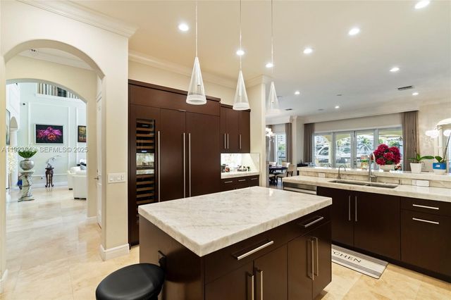 1555 Windjammer Way, Hollywood, FL 33019