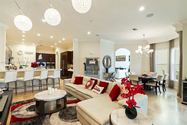 1555 Windjammer Way, Hollywood, FL 33019