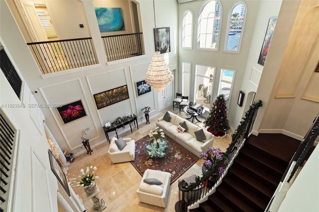 1555 Windjammer Way, Hollywood, FL 33019