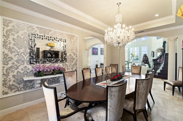 1555 Windjammer Way, Hollywood, FL 33019