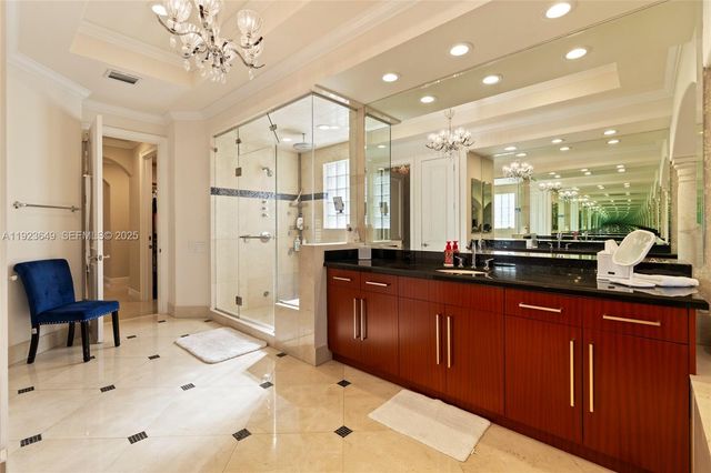 1555 Windjammer Way, Hollywood, FL 33019