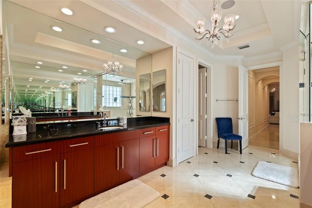 1555 Windjammer Way, Hollywood, FL 33019