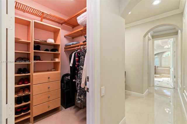 1555 Windjammer Way, Hollywood, FL 33019