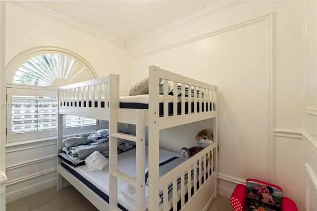 1555 Windjammer Way, Hollywood, FL 33019