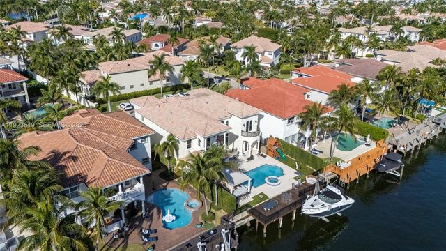 1555 Windjammer Way, Hollywood, FL 33019