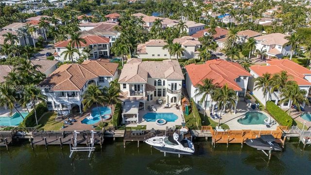 1555 Windjammer Way, Hollywood, FL 33019