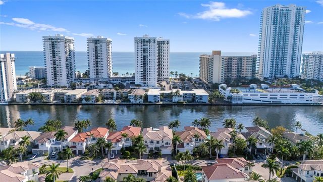 1555 Windjammer Way, Hollywood, FL 33019