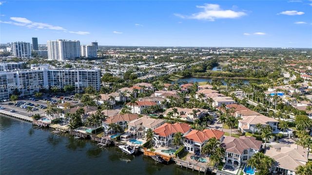 1555 Windjammer Way, Hollywood, FL 33019