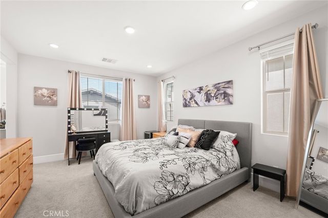 5338 Matera Lane, Fontana, CA 92336