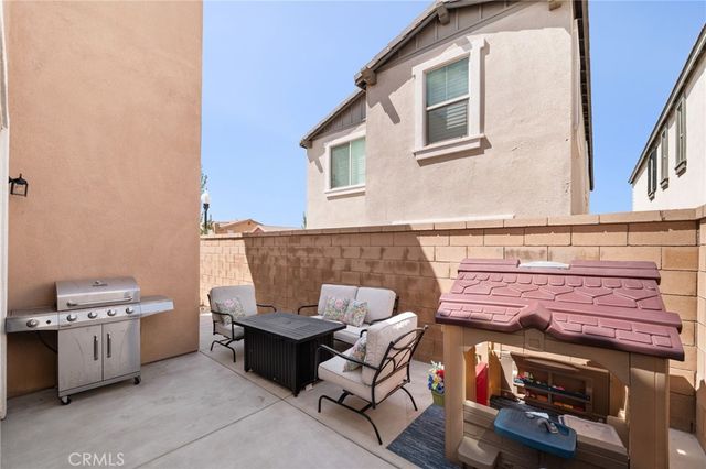 5338 Matera Lane, Fontana, CA 92336