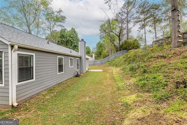 817 Riverstone Lane, Woodstock, GA 30188