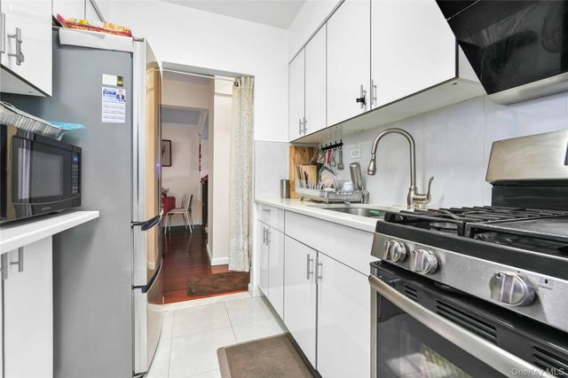 28-02 141st Street 3D, Flushing, NY 11354