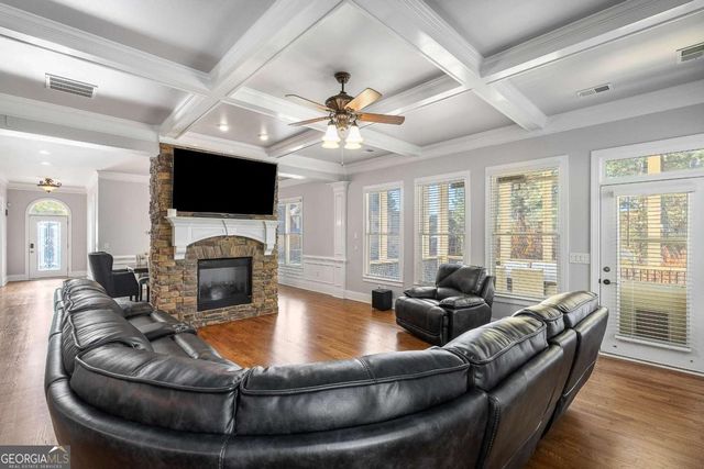 679 Crystal Cove Court, Loganville, GA 30052