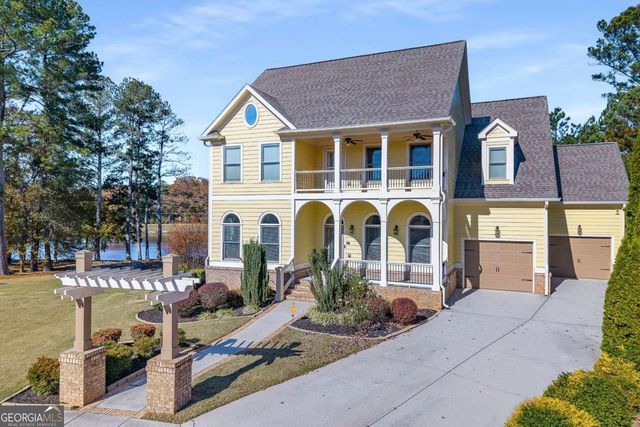 679 Crystal Cove Court, Loganville, GA 30052