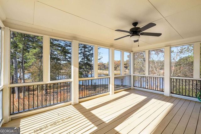 679 Crystal Cove Court, Loganville, GA 30052