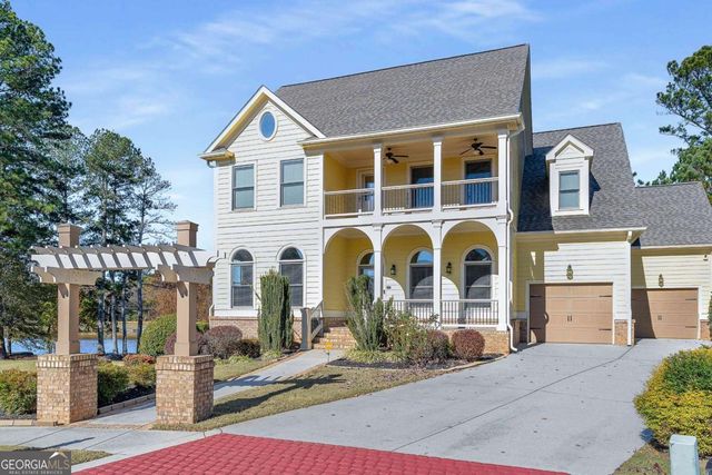 679 Crystal Cove Court, Loganville, GA 30052