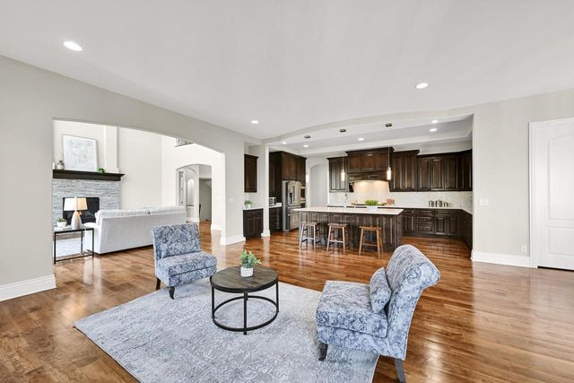 19955 Bradon TRAIL, Brookfield, WI 53045