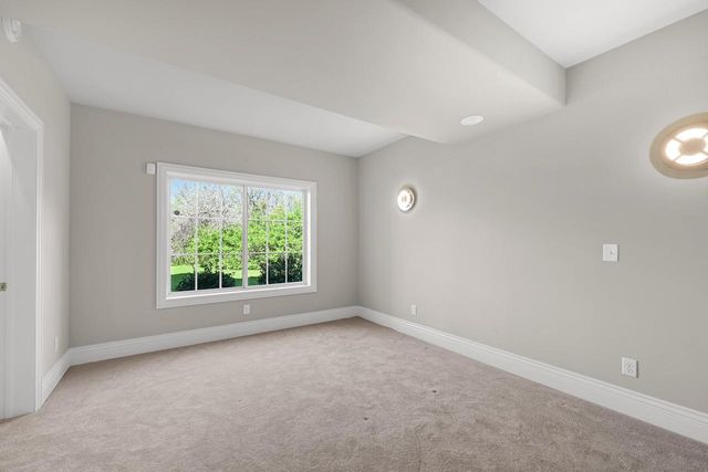 19955 Bradon TRAIL, Brookfield, WI 53045