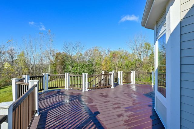 19955 Bradon TRAIL, Brookfield, WI 53045