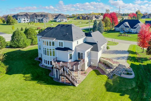 19955 Bradon TRAIL, Brookfield, WI 53045