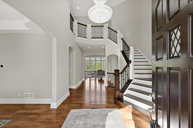 19955 Bradon TRAIL, Brookfield, WI 53045