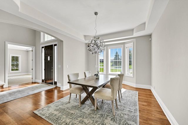 19955 Bradon TRAIL, Brookfield, WI 53045