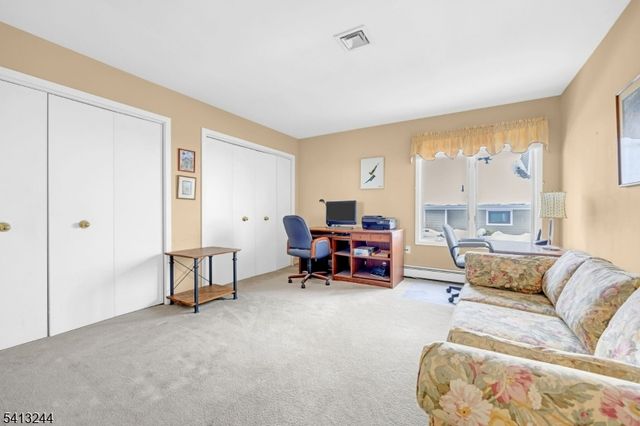 114 Hagerman Ct, Bridgewater Twp., NJ 08807