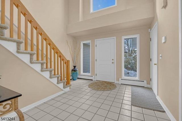 114 Hagerman Ct, Bridgewater Twp., NJ 08807